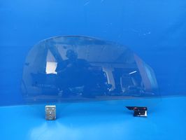 BMW Z4 E85 E86 Front door window/glass (coupe) E000249