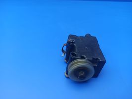 BMW Z4 E85 E86 Fuel tank cap lock motor 8377426