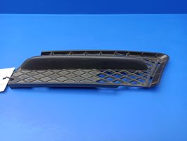 BMW 3 E90 E91 Grille inférieure de pare-chocs avant 7154551