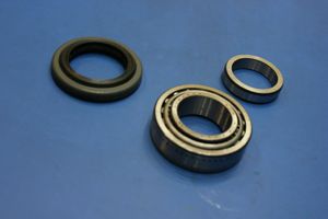 Volvo 140 Rear wheel ball bearing VKBA570