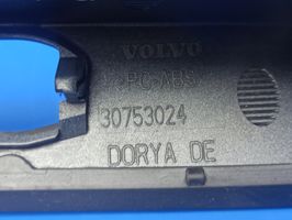 Volvo S40 Takaluukun rekisterikilven valon palkki 30753024