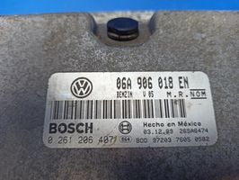 Volkswagen New Beetle Variklio valdymo blokas 06A906018EN