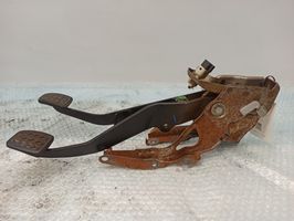 Peugeot 107 Pedal assembly 471100H020