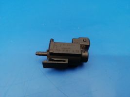 BMW 7 E38 Vacuum valve 72234100