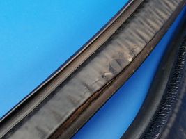 Volvo 760 Front door rubber seal 