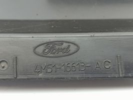 Ford Focus Kühlerverkleidung 4M5116613AC