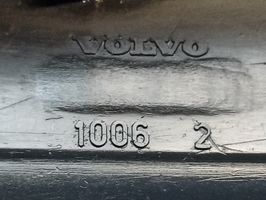 Volvo 240 Garniture de marche-pieds arrière 1006