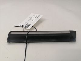 Volvo 760 Rivestimento parafango (modanatura) 