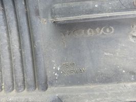 Volvo 760 Zderzak tylny 