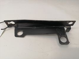 Volvo 760 Staffa del pannello di supporto del radiatore 