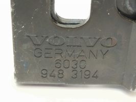 Volvo S60 Boucle de verrouillage porte arrière / crochet de levage 9483194