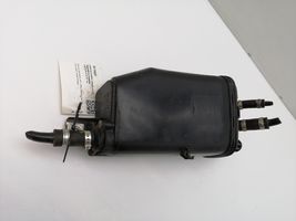 Audi A8 S8 D2 4D Serbatoio a carbone attivo per il recupero vapori carburante 4D0201801