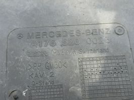 Mercedes-Benz CLA C117 X117 W117 Moottorin alustan välipohjan roiskesuoja A1765200023