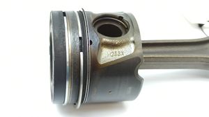 Peugeot 607 Piston avec bielle H268X