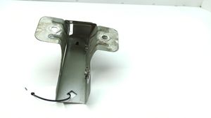 Nissan Primastar Supporto di montaggio del parafango 8200523291