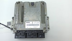 Nissan Primastar Sterownik / Moduł ECU 0281018497