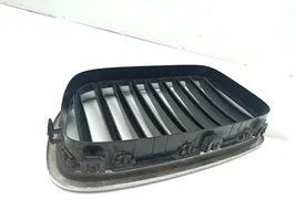 BMW 5 GT F07 Grille calandre supérieure de pare-chocs avant 7200170