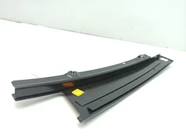 Mercedes-Benz E W213 Rivestimento modanatura del vetro della portiera posteriore W2136900387