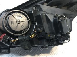 Vauxhall Corsa D Lampa przednia 13392708