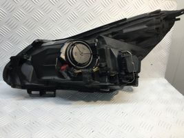 Vauxhall Corsa D Lampa przednia 13392708