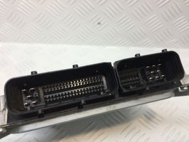 Nissan X-Trail T30 Komputer / Sterownik ECU silnika 23710ES67C