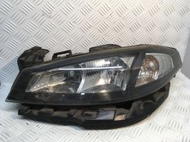 Renault Laguna II Передняя фара 8200481198