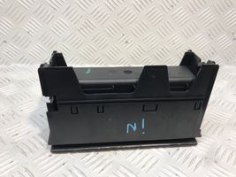 Mercedes-Benz E W210 Glove box central console 2106830091