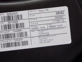 BMW X5 G05 Boczki / Poszycie drzwi przednich 