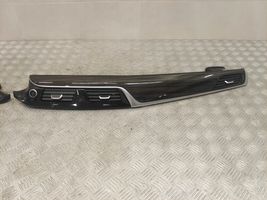 BMW 6 G32 Gran Turismo Rivestimento del vano portaoggetti del cruscotto 