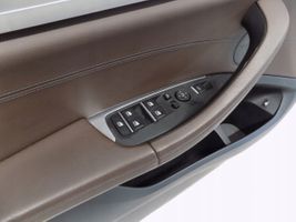 BMW X3 G01 Boczki / Tapicerka drzwi / Komplet 