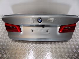 BMW M5 F90 Takaluukun/tavaratilan kansi 