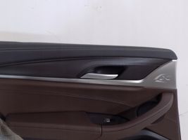 BMW X4 G02 Takaoven verhoilu 