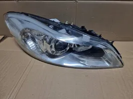 Volvo C30 Lampa przednia 