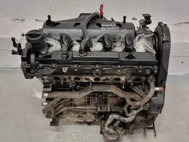 Volvo V50 Moottori D5244T8