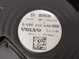 Volvo V40 Jäähdyttimen jäähdytinpuhaltimen suojus 31319166