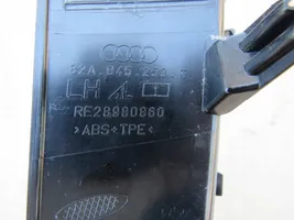 Audi A1 Pièces détachées feux arrière 82A945253C