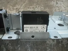 Mercedes-Benz SLK R171 Hälytyksen ohjainlaite/moduuli A2118209126