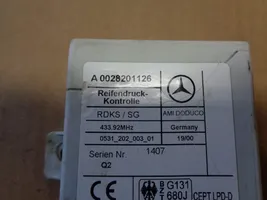 Mercedes-Benz S W220 Rengaspaineen valvontayksikkö A0028201126