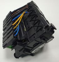 Peugeot 1007 Module de fusibles 9650618480