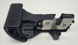 Mercedes-Benz GLK (X204) Istuimen selkänojan lukituksen vastakappale A2049200172