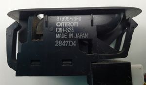 Suzuki Jimny Interruptor del elevalunas eléctrico 3799575F0