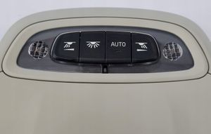 Volvo V40 Rivestimento della console di illuminazione installata sul rivestimento del tetto 31268141