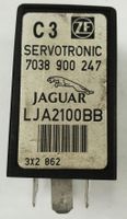 Jaguar XK8 - XKR Altri relè LJA2100BB