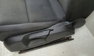 Volkswagen Golf VI Front driver seat 