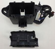 Mercedes-Benz A W176 Support boîte de batterie 