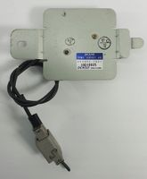 Jaguar S-Type GPS-pystyantenni 2R8310E921AB