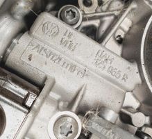 Volkswagen Carocha Batteriekasten 325066R