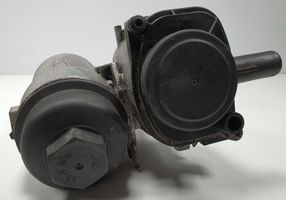 Volvo V60 Supporto di montaggio del filtro dell’olio 30677920