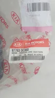 KIA Magentis Ilmastointilaitteen putki (A/C) 977633C360