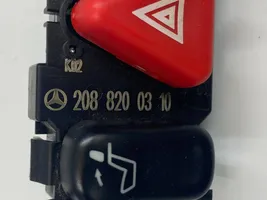 Mercedes-Benz E W210 Botón interruptor de luz de peligro 